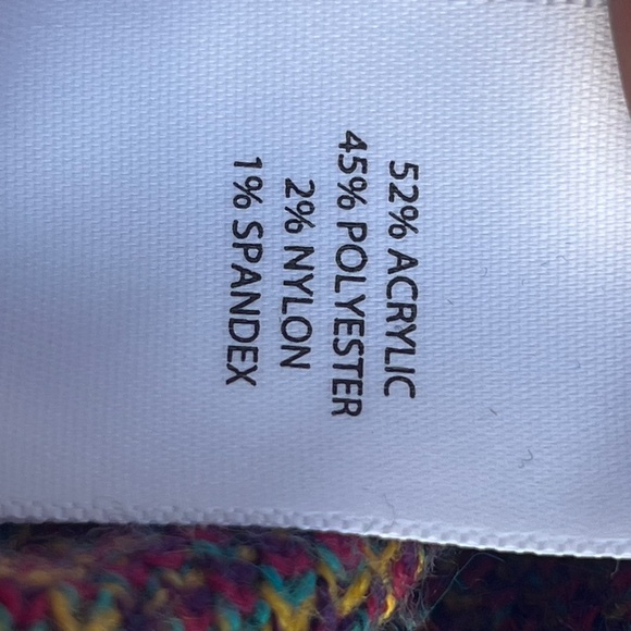 Pioneer Woman sweater size large - Picture 3 of 3